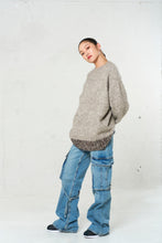 画像をギャラリービューアに読み込む, 446-Leather Emblem Bicolour Knitted Pullover Gray