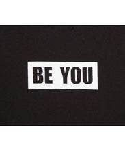 画像をギャラリービューアに読み込む, Message Print T-shirt Black