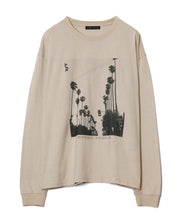 画像をギャラリービューアに読み込む, LA Photo Print Long Sleeve T-Shirt Beige