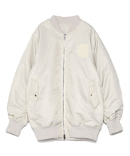 画像をギャラリービューアに読み込む, DFS Emblem MA-1 Ecru