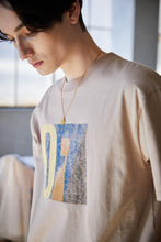 画像をギャラリービューアに読み込む, DFS-Crack Logo T-shirt Beige