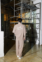 画像をギャラリービューアに読み込む, 【数量限定商品】DOUBLE FOUR SIX- Back Logo Linen Stripe Shirt Greige
