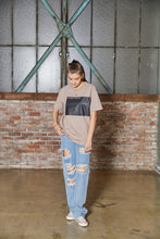 画像をギャラリービューアに読み込む, DOUBLE FOUR SIX- Message Print T-shirt Beige