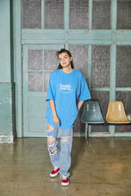 画像をギャラリービューアに読み込む, 【数量限定商品】Oversize Smile Logo Round cut Pigment Long T-shirt Blue