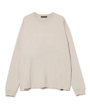画像をギャラリービューアに読み込む, Cursive Logo Long Sleeve T-Shirt beige
