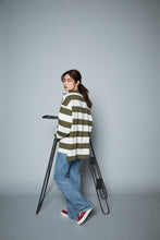 画像をギャラリービューアに読み込む, 【数量限定商品】Oversize Mock Neck Stripe Long Sleeve T-Shirts Khaki
