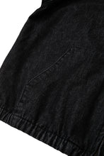 画像をギャラリービューアに読み込む, 446 Silicon Print Logo Blouson Black Denim
