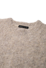 画像をギャラリービューアに読み込む, 446-Leather Emblem Bicolour Knitted Pullover Beige
