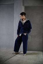画像をギャラリービューアに読み込む, Barrel Leg One Wash Denim Pants Indigo Blue
