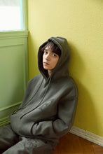 画像をギャラリービューアに読み込む, DFS- SWEAT PARKA　CHACOL GREY
