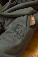画像をギャラリービューアに読み込む, DFS- SWEAT PANTS　CHACOL GREY
