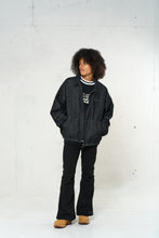 画像をギャラリービューアに読み込む, 446 Silicon Print Logo Blouson Black Denim

