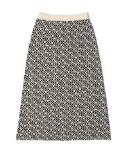 画像をギャラリービューアに読み込む, 【数量限定商品】446 Total Pattern Knit Long Skirt  Greige
