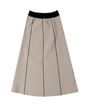 画像をギャラリービューアに読み込む, 【数量限定商品】Sponge knit  Long Skirt Greige

