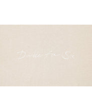 画像をギャラリービューアに読み込む, Cursive Logo Long Sleeve T-Shirt beige
