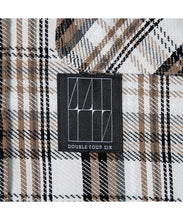 画像をギャラリービューアに読み込む, 446 Emblem Checkered Shirt off-white
